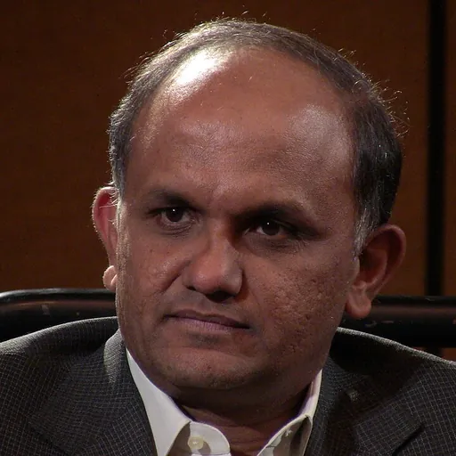 Portrait of Shantanu Narayen