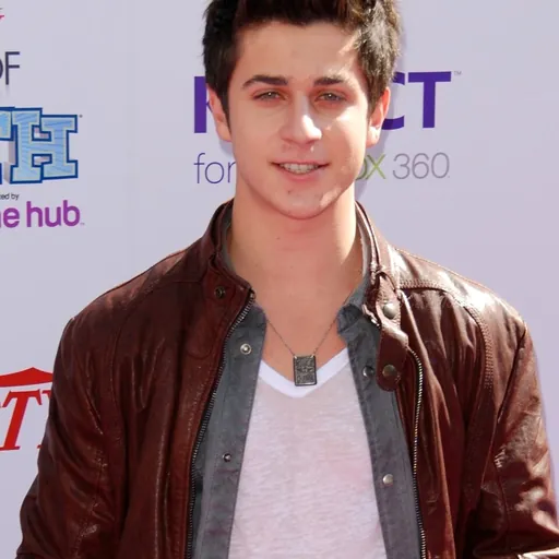 Portrait of David Henrie