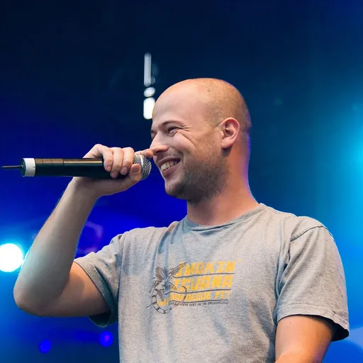 Portrait of Flip Kowlier