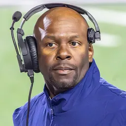 Portrait of Tim Skipper