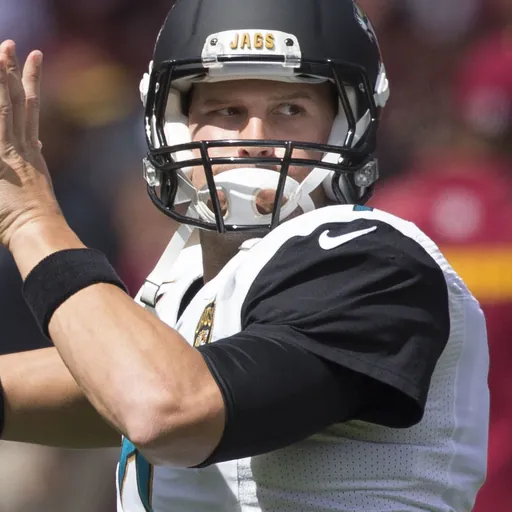 Portrait of Chad Henne