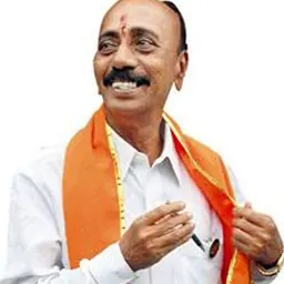 Portrait of Bala Sawant