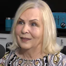 Portrait of Linda Calvey