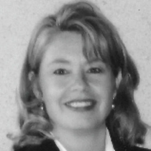 Portrait of Jennifer Guerin Zipps