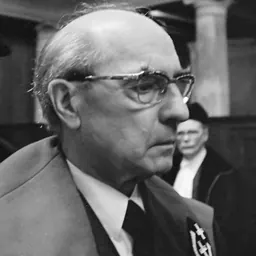 Portrait of Arthur Lehning