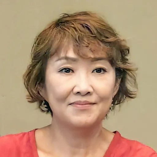 Portrait of Olivia Yan