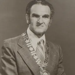 Portrait of Saul Laskin