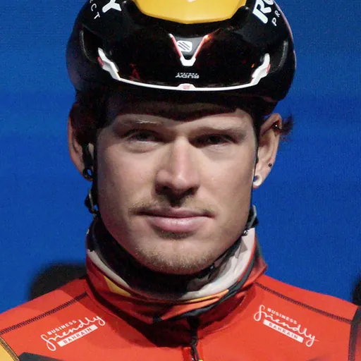 Portrait of Jasha Sütterlin