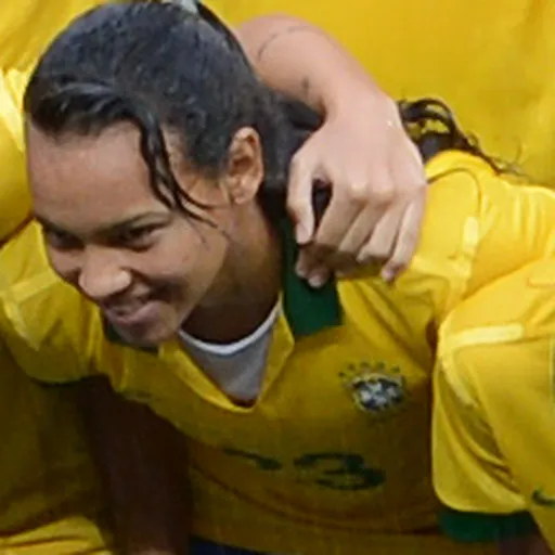 Portrait of Raquel Fernandes