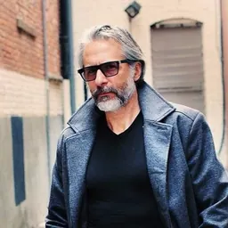Portrait of Arn Menconi