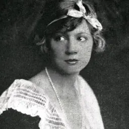 Portrait of Queenie Smith