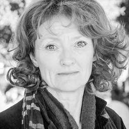 Portrait of Kelly Hunter