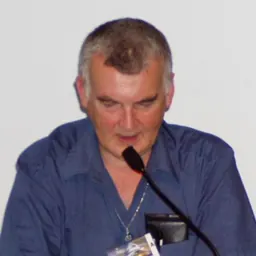Portrait of Ken MacLeod
