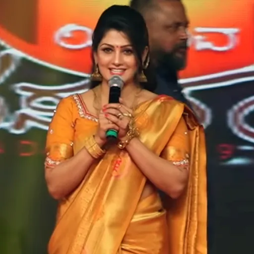 Portrait of Radhika Kumaraswamy
