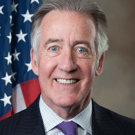 Portrait of Richard Neal