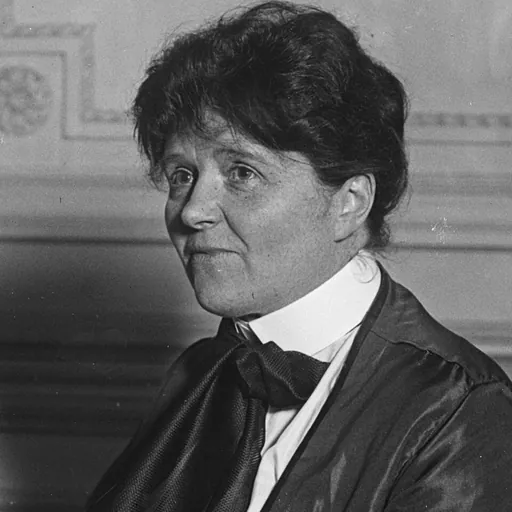 Portrait of Ruth Morgan