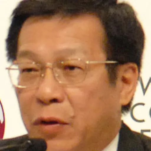Portrait of Mah Bow Tan