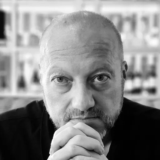 Portrait of Neil de Beer