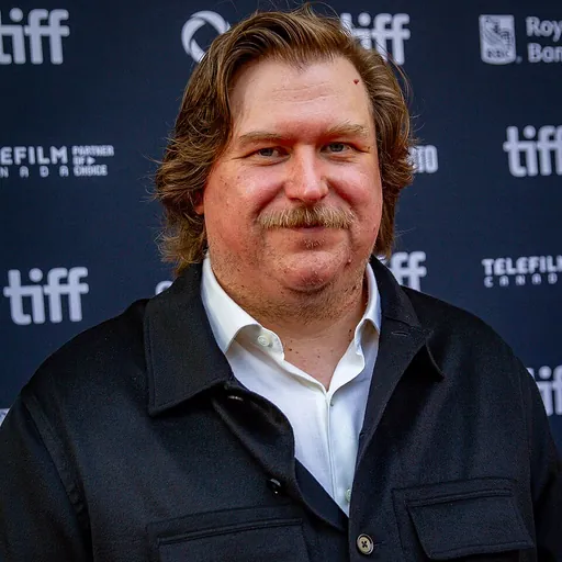 Portrait of Michael Chernus