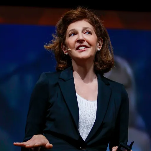 Portrait of Pamela Meyer