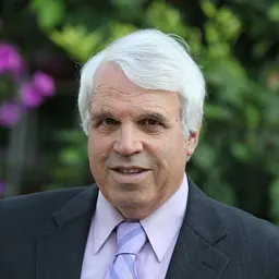 Portrait of Alon Liel