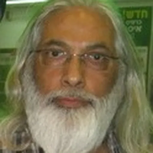 Portrait of Goel Ratzon