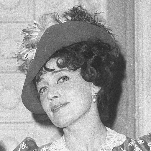 Portrait of Karin Simonnæs