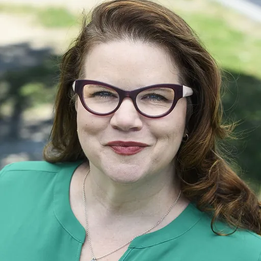 Portrait of Debra Rodman