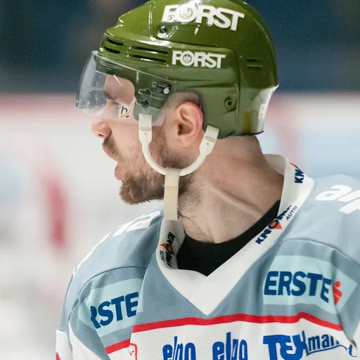 Portrait of Brett Flemming