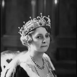 Portrait of Gwendolen Guinness, Countess of Iveagh