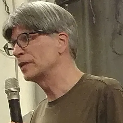 Portrait of Richard Powers