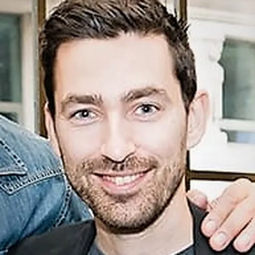 Portrait of Zach Lipovsky
