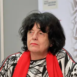 Portrait of Evelyn Schlag