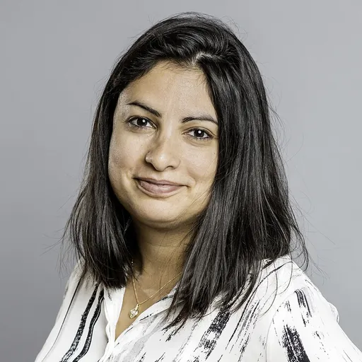 Portrait of Nooshi Dadgostar