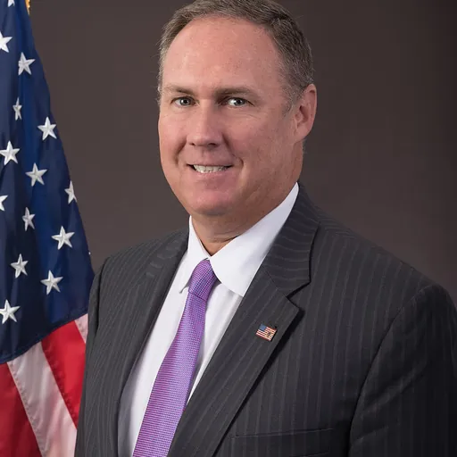 Portrait of Robert Powelson