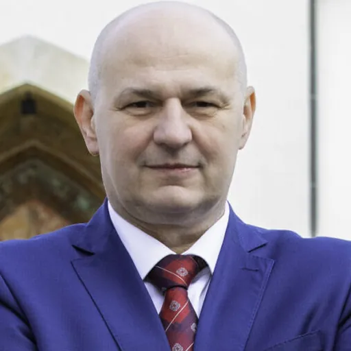 Portrait of Mislav Kolakušić