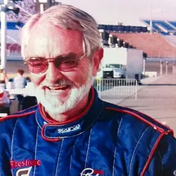 Portrait of Bill Van Tichelt