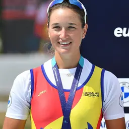 Portrait of Simona Radiș
