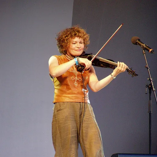 Portrait of Kristin Mellem