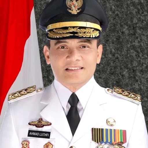 Portrait of Ahmad Luthfi