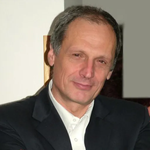 Portrait of Peter Heszler