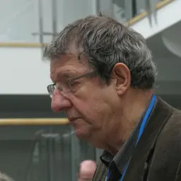Portrait of Chris Serle