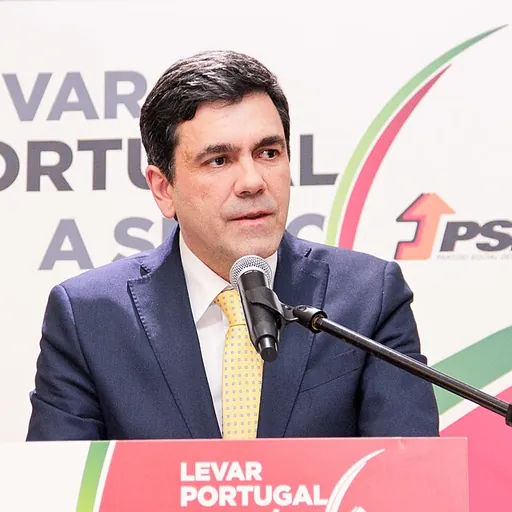 Portrait of Marco Almeida