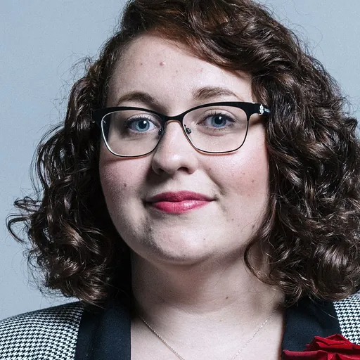 Portrait of Danielle Rowley