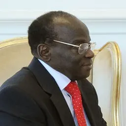 Portrait of Seth Koranteng