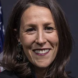 Portrait of Jessica Lapenn