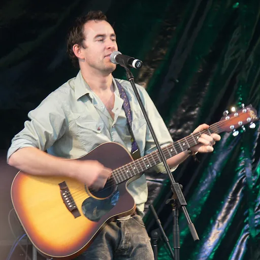 Portrait of Damien Leith