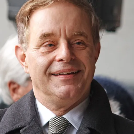 Portrait of Jörg van Essen