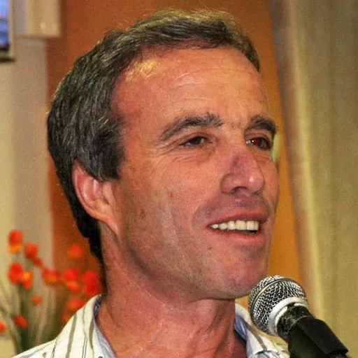 Portrait of Elazar Stern