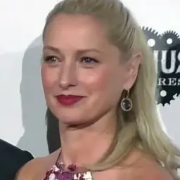 Portrait of Katherine LaNasa